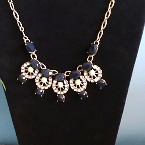 NEW J. Crew Statement Necklace Gold-tone - Picture 2 of 8